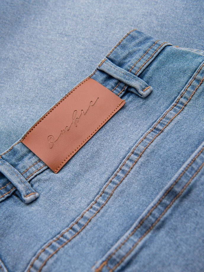 Pánské džínové kraťasy klasického střihu - světle modré V2 OM-SRDS-0171