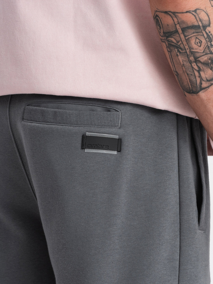 Pantaloni scurți din bumbac BASIC pentru bărbați - grafit V11 OM-SRBS-0149