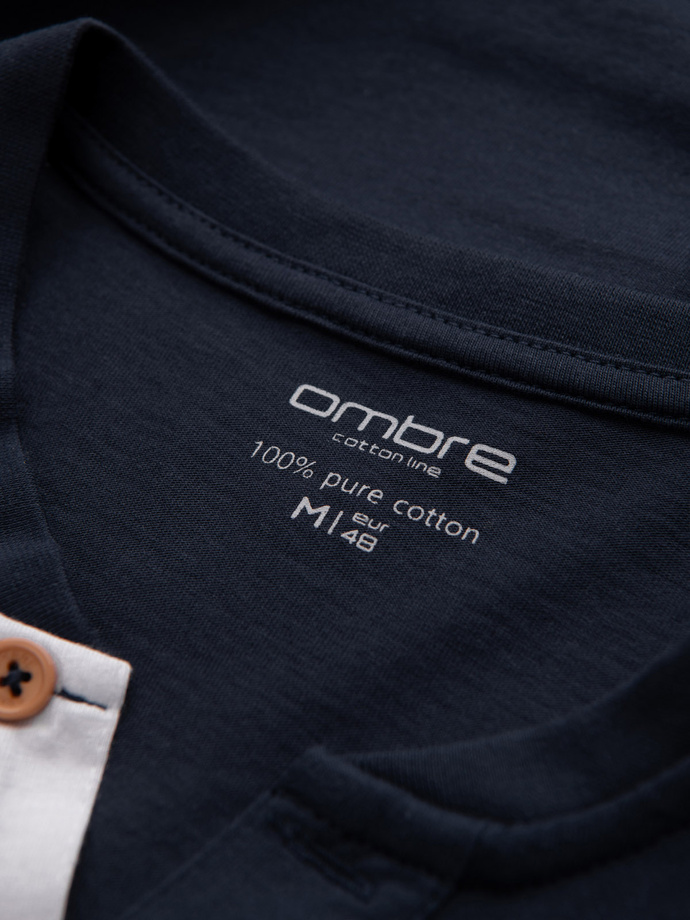 Pánské tričko s dlouhým rukávem a knoflíky u výstřihu - tmavě modré V3 OM-LSCL-0107