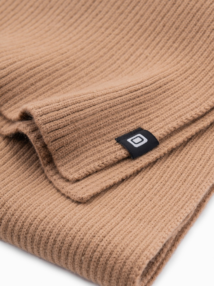 Pánska jednofarebná rebrovaná pletená šatka - svetlohnedá V4 OM-ACSF-0119