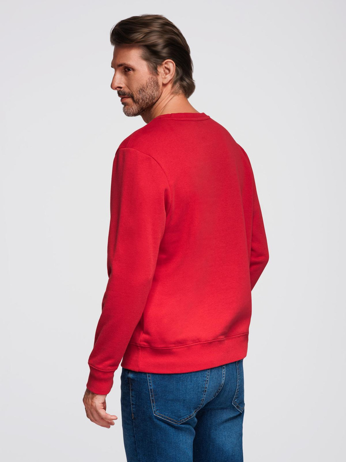 Men's non-stretch sweatshirt with college style patch - red V1 OM-SSNZ-0134