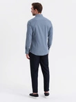 Cămașă SLIM FIT pentru bărbați din material decorativ cu buzunar - albastru OM-SHCS-0174