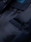 Elegantní pánská parka s kapsami a kapucí - tmavě modrá V2 OM-JAPJ-0287