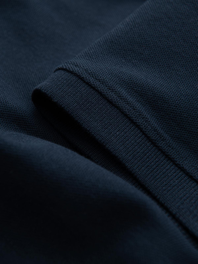 Jednofarebná pletená polokošeľa BASIC - tmavomodrá V2 OM-POBS-0100