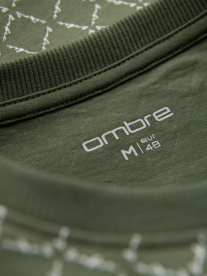 Pánské pletené tričko s celoplošným potiskem - olivové V2 OM-TSFP-0250