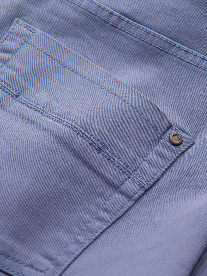 Pánske šortky CHINO - svetlomodré V15 OM-SRDS-0103