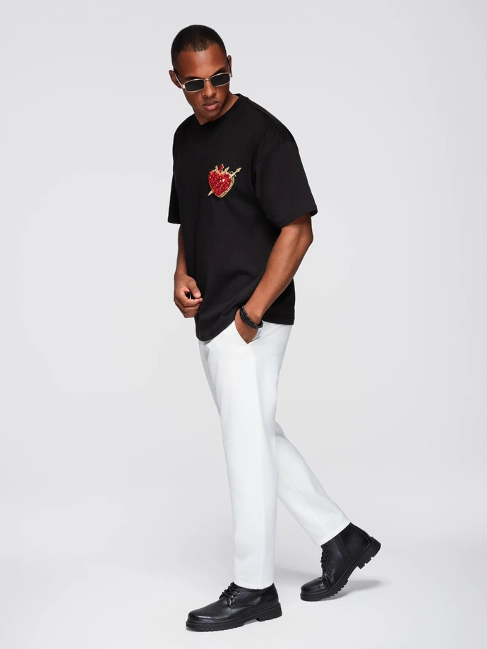 Tricou bărbătesc din bumbac cu aplicații de bijuterii pe piept - negru V1 OM-TSCT-0290