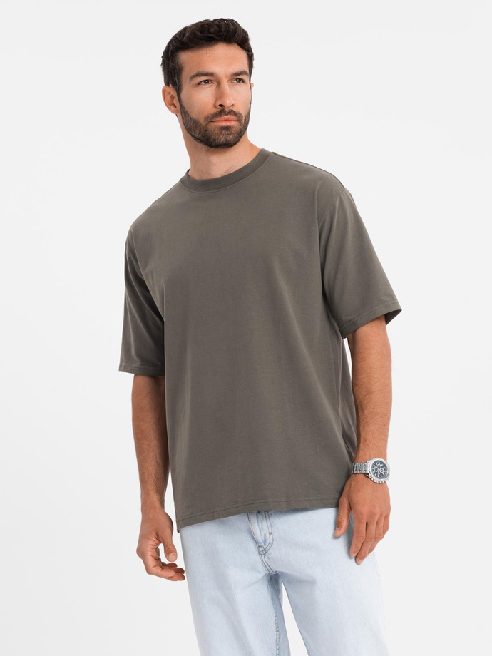 Men's LOOSE FIT cotton t-shirt with round neckline - dark olive V7 OM-TSBC-0234