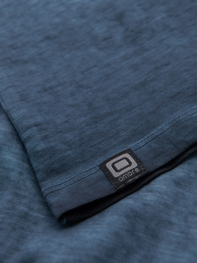 Men's cotton V-neck knit t-shirt with wash effect - navy blue V7 OM-TSWT-0242