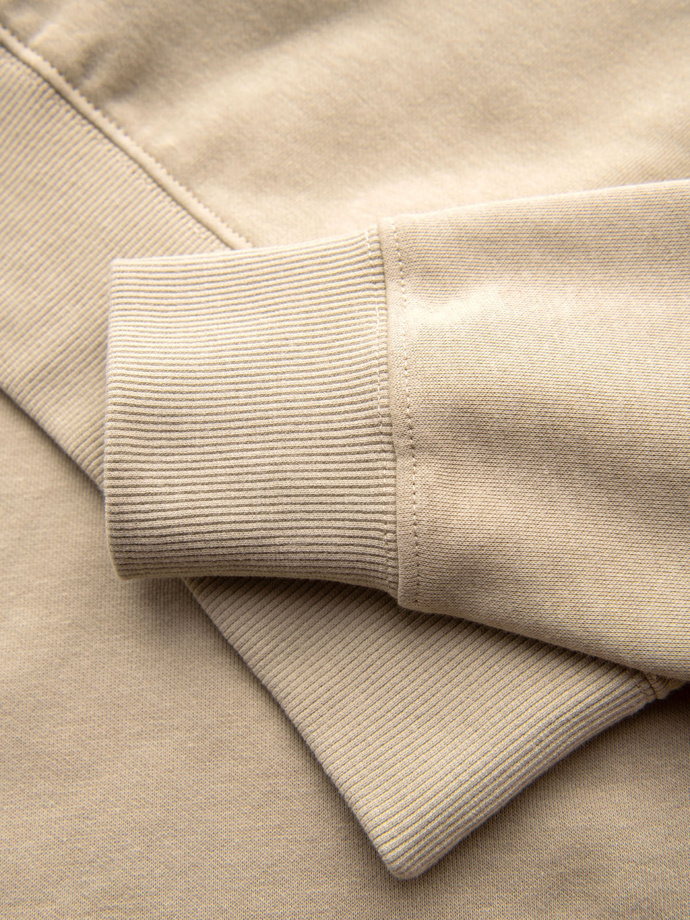 Hanorac pentru bărbați, neextins, cu plasture în stil universitar - nisip V3 OM-SSNZ-0134