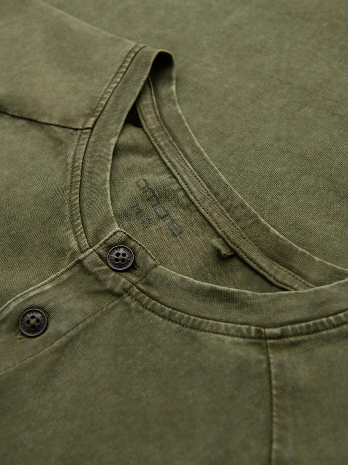 Men's t-shirt with wash effect and buttons at neckline - olive V4 OM-TSWT-0150
