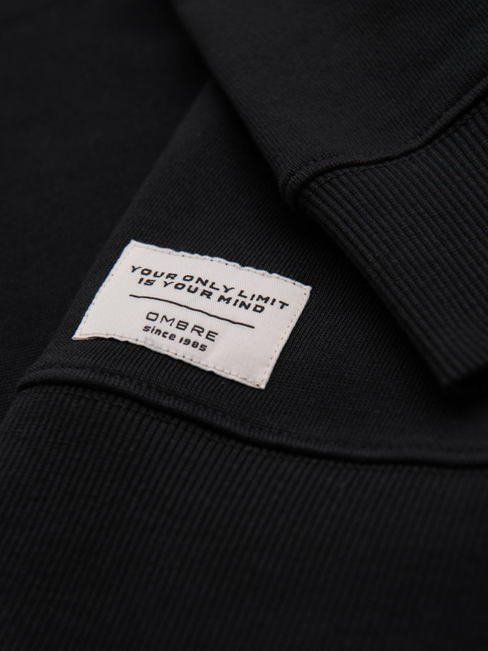 BASIC men's sweatshirt with round neckline - black V5 OM-SSBN-0175