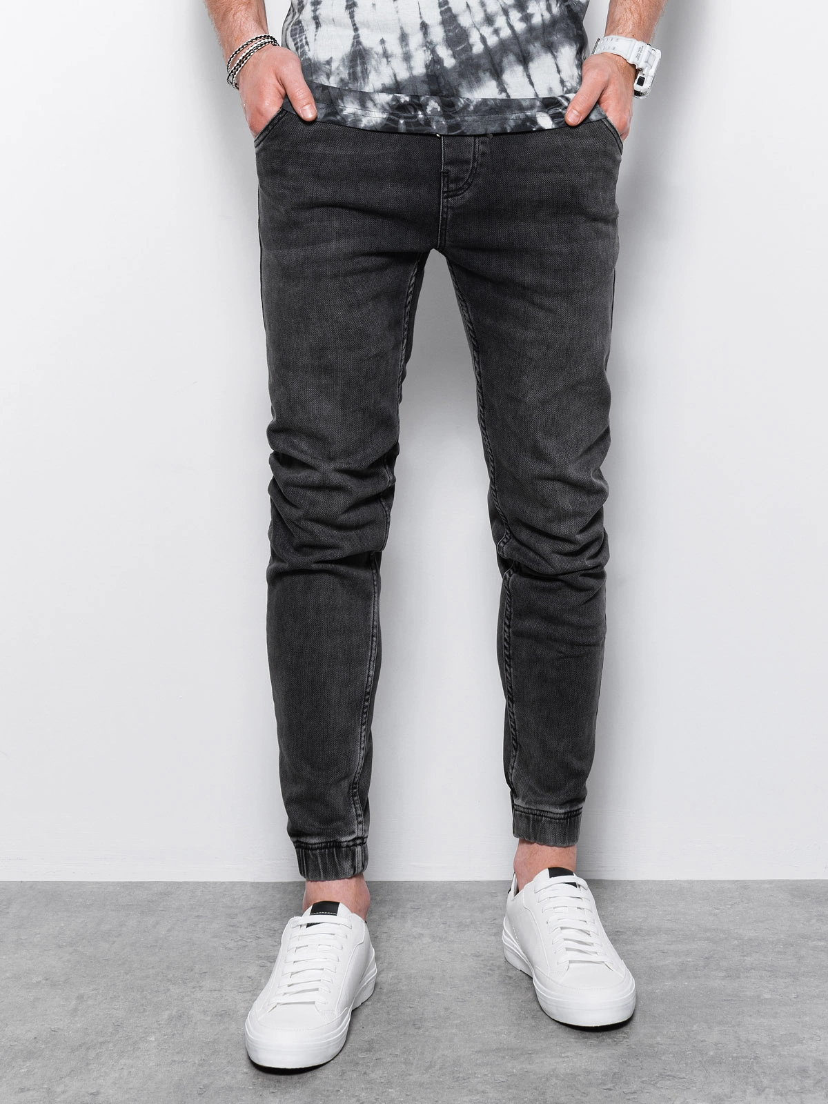 Jogger type jeans online