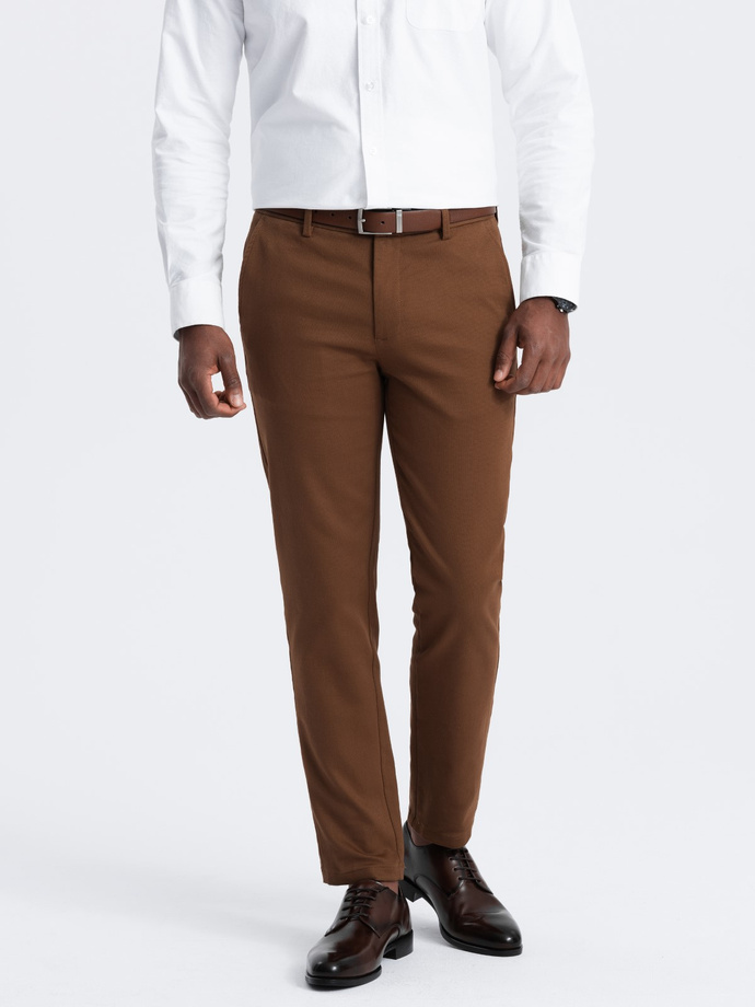 Vyriškos SLIM FIT plonos tekstūros chino kelnės - karamelė V3 OM-PACP-0190