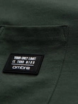 Tricou casual bărbătesc cu buzunar peticit - verde-oliv închis V4 OM-TSCT-0109