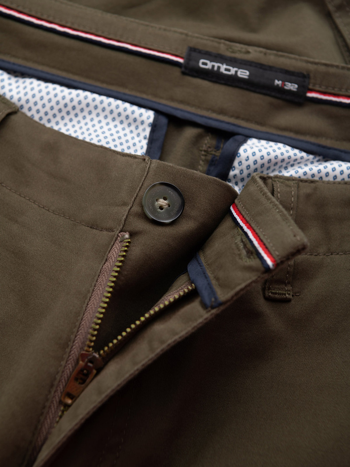 One-color men's shorts with cargo pockets - dark olive V2 OM-SRCG-0133