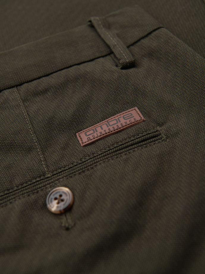 Pánske chino nohavice REGULAR FIT s jemnou štruktúrou - tmavozelené V4 OM-PACP-0184