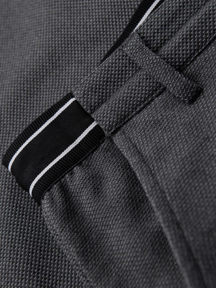 Pánske pletené nohavice s elastickým pásom - tmavosivé V2 OM-PACP-0116