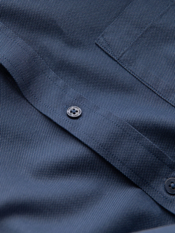 Cămașă bărbătească din bumbac REGULAR FIT cu buzunar - albastru V3 OM-SHCS-0147