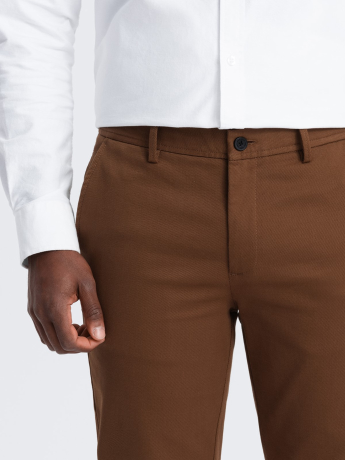 Pánske chino nohavice SLIM FIT s jemnou štruktúrou - karamelové V3 OM-PACP-0190